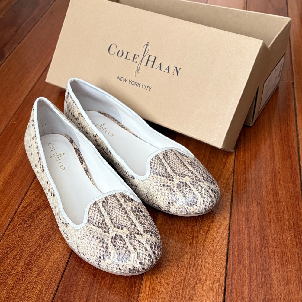 Cole Haan Women's Cream and Brown Snake Leather Flats